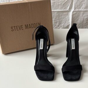 Steve Madden Tiaa Heels